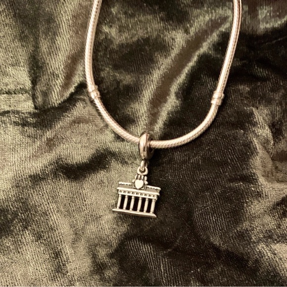 SALE! PANDORA Berlin Brandenburg Gate Dangle Charm Silver - Picture 8 of 13